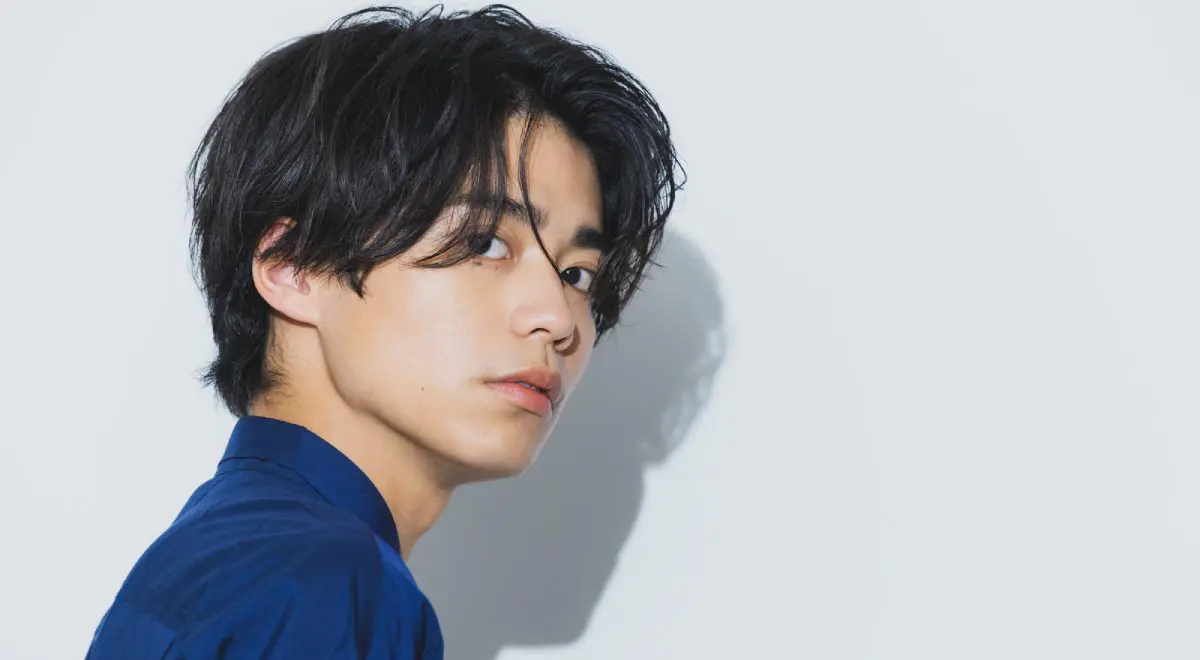くせっ毛男子へ｜おすすめのヘアスタイルとスタイリングアイテムをご紹介